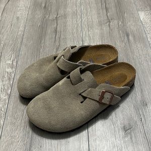 BARELY WORN—Birkenstock Boston clogs—Narrow size 37EU/6-6.5US